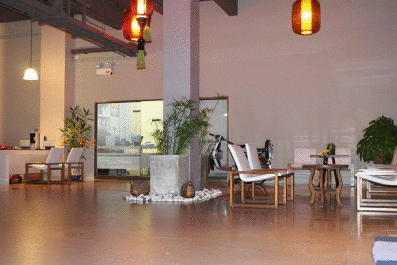 Rome Place Hotel Phuket Exterior foto